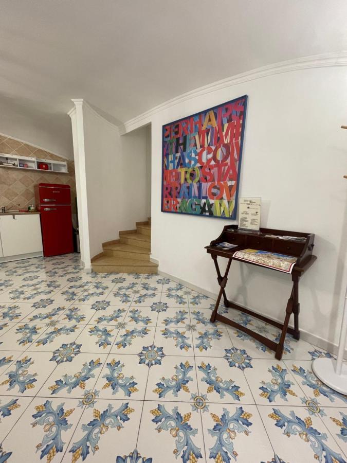Caterina 70 Apartment Naples Luaran gambar